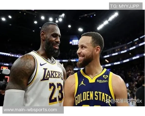 一年前的今天NBA总决赛雄鹿战胜雷霆夺冠老里与全队欢庆胜利时刻