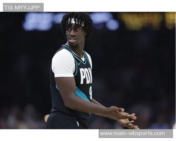 双向球员乐福与西索科表现出色谁将赢得最终的正式合同机会